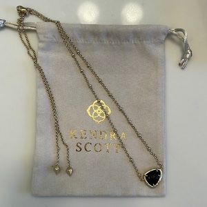KENDRA SCOTT Arleen Pendant
